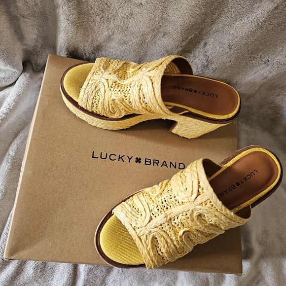 Lucky Brand Yena Rafia Clog - Picture 4 of 7